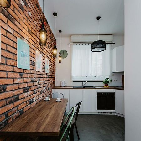 Shortstaypoland Aleje Jerozolimskie Varsóvia Exterior foto